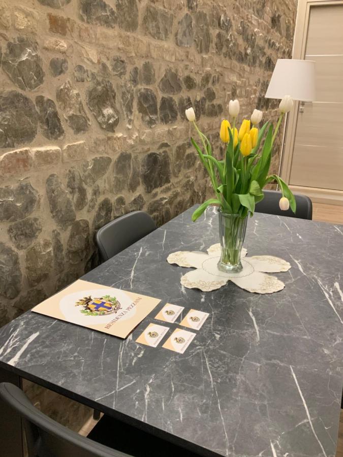 ホテル Residenza Pezzani パルマ エクステリア 写真