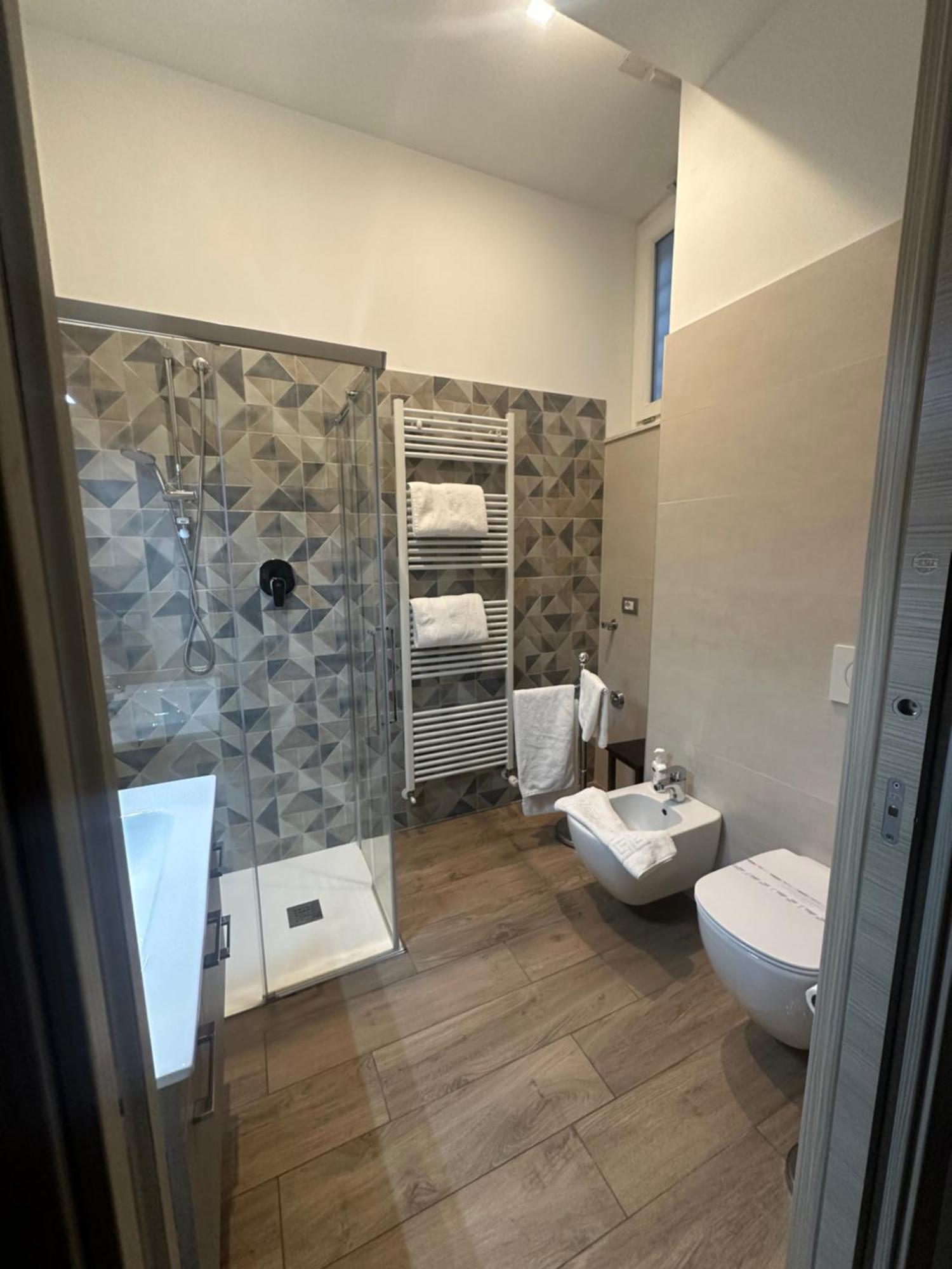 ホテル Residenza Pezzani パルマ エクステリア 写真