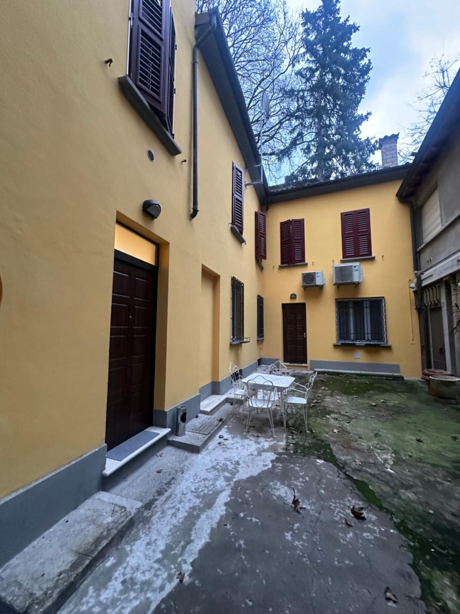 ホテル Residenza Pezzani パルマ エクステリア 写真